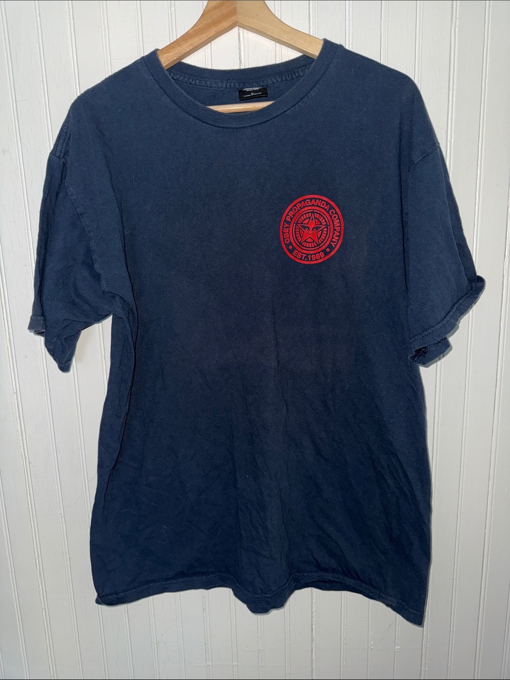 OBEY Propaganda Company Est 1989 Men's Large Navy Blue Red Star Graphic T-Shirt